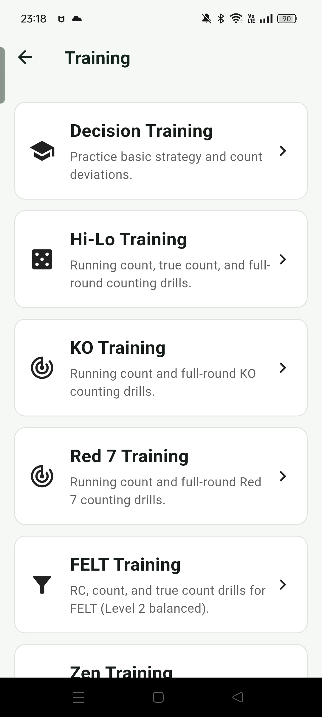 トレーニングホームにカードリスト形式で Decision Training と Hi-Lo、KO、Red 7、FELT、Zen などの各カウントシステムの独立トレーニング入口が表示